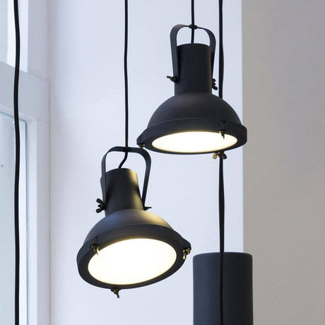 Nemo Projecteur 165 pendant light, adjustable, with a matt black finish and diffuser glass.