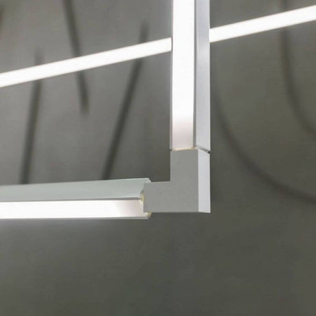 Vue détaillée de la suspension Nemo Spigolo Horizontal LED orientable avec structure en aluminium et diffuseur LED.