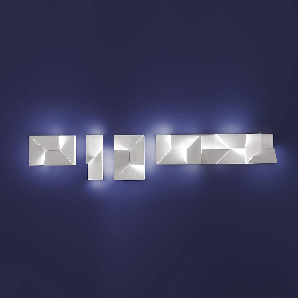 Nemo Wall Shadows Moyen LED Wandlampe 30x45cm in diffusen Lichtset und modernem Design aus weiß lackiertem Aluminium.
