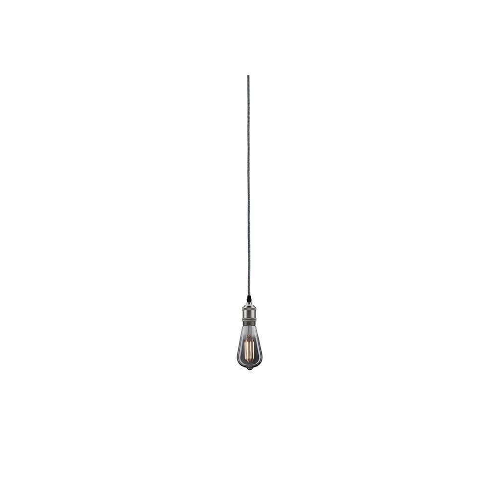 Alt Tag: Neordic Pendelleuchte Eldar Grau, Nickel Dimmbar inkl. Stecker hängend mit grauem Stoffkabel und E27-Fassung