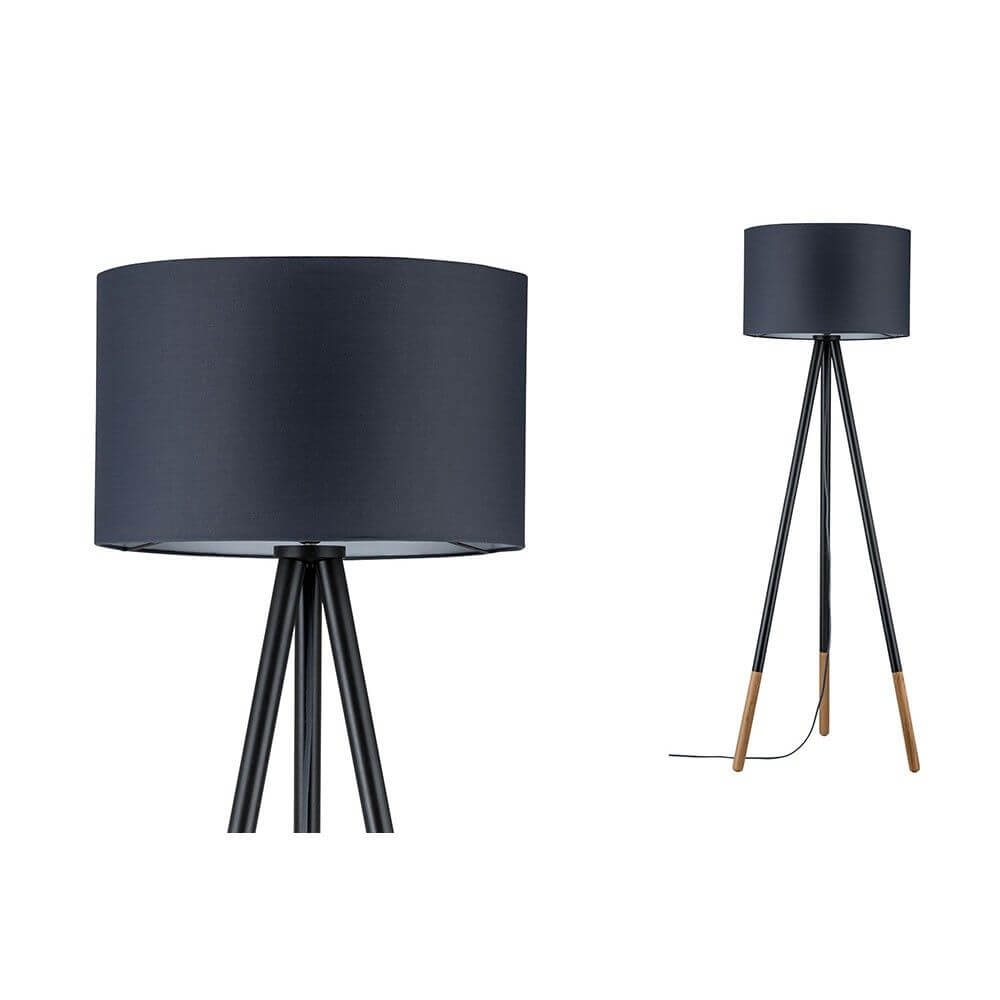 Neordic Rurik Holz Stehleuchte Grau mit modernem Design und stilvollem Materialmix aus Holz und Stoff.