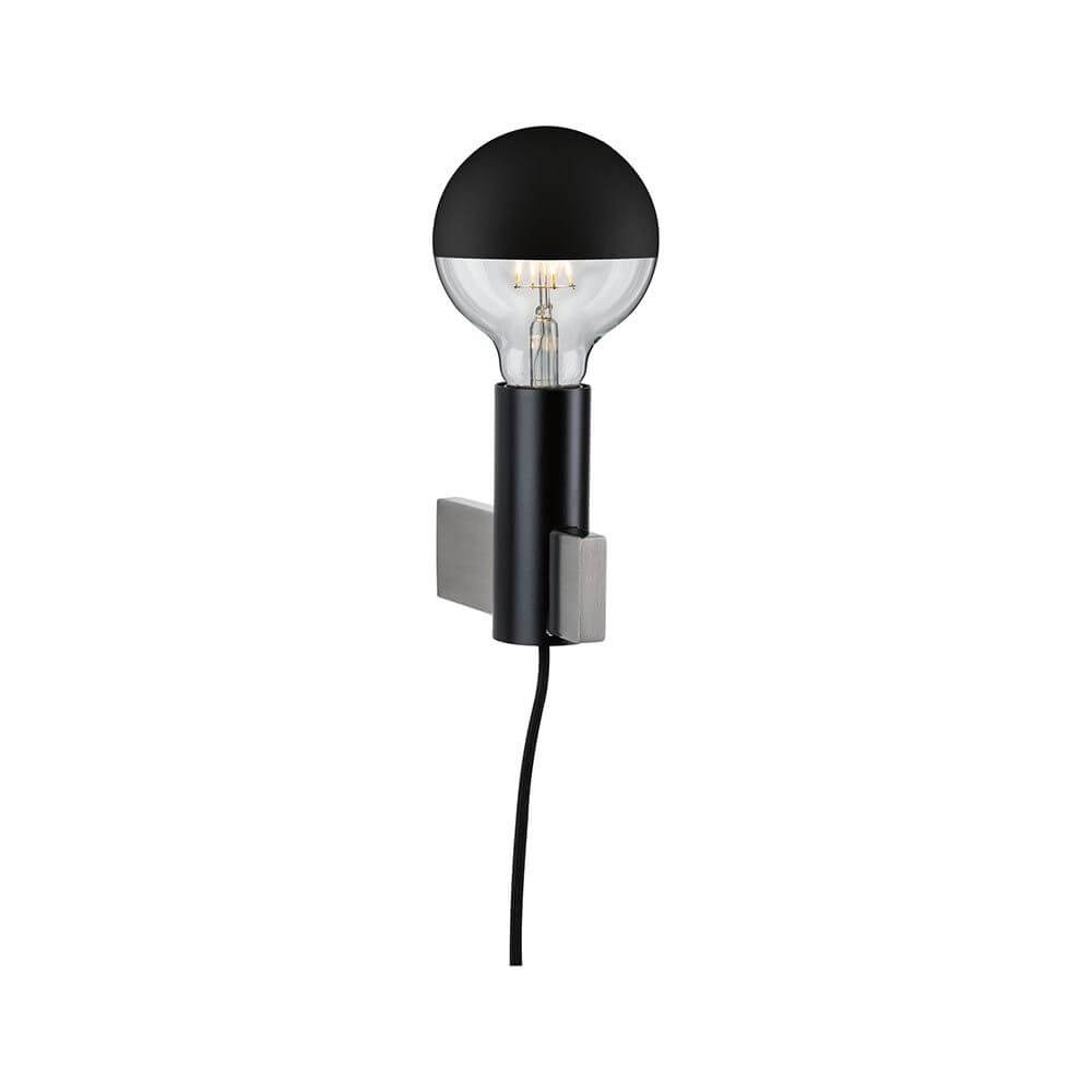 Neordic Wandleuchte Aik Dimmbar Schwarz in modernem, schwarzem Design mit E27 Sockel.