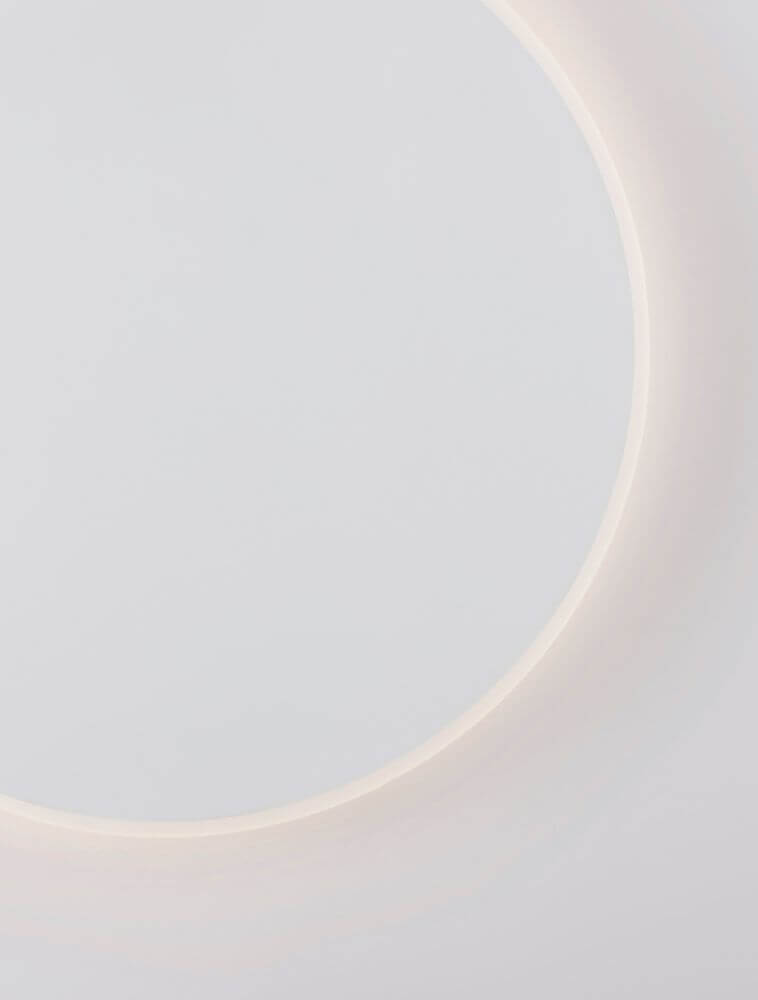 Nevo LED Wandleuchte Ø 30cm 3000K mit modernem Design und Aluminium-Rahmen in Gold.