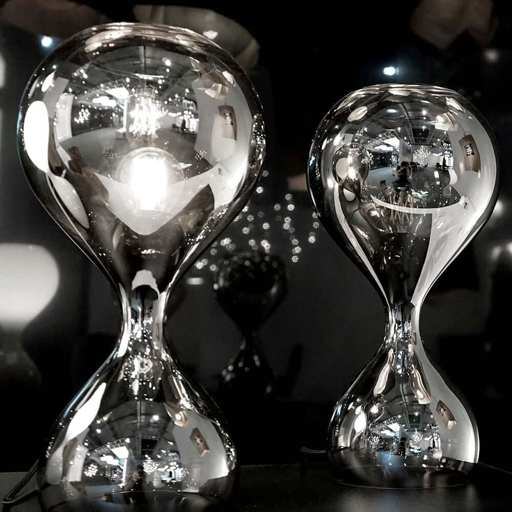 Blubb Tischlampe Glas mit Dimmer – moderne Tischleuchten aus mundgeblasenem Glas im eleganten Design.
