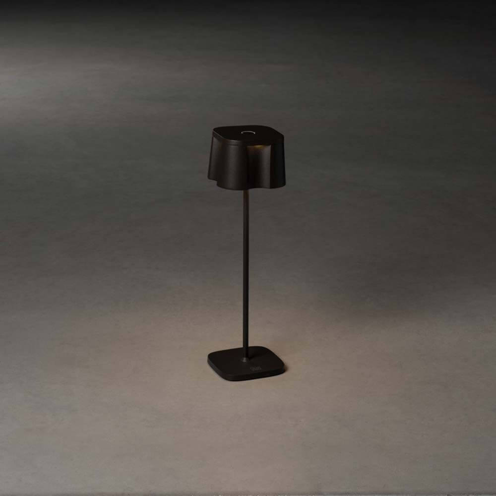 Nice LED Outdoor USB-Tischlampe CCT in Schwarz, dimmbar mit variabler Farbtemperatur.
