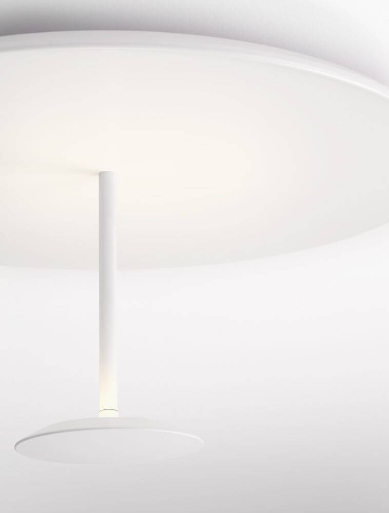 Nima LED Deckenleuchte 3000K Weiß - elegante, flache Deckenlampe in reinem Weiß mit minimalistischem Design.