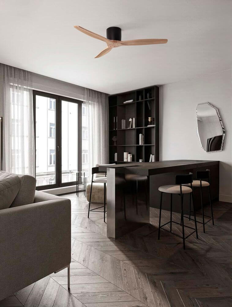 Ninemia Ventilator Ohne Beleuchtung Ø 132cm im modernen Wohnraum mit Holzflügeln und stylischem Design.