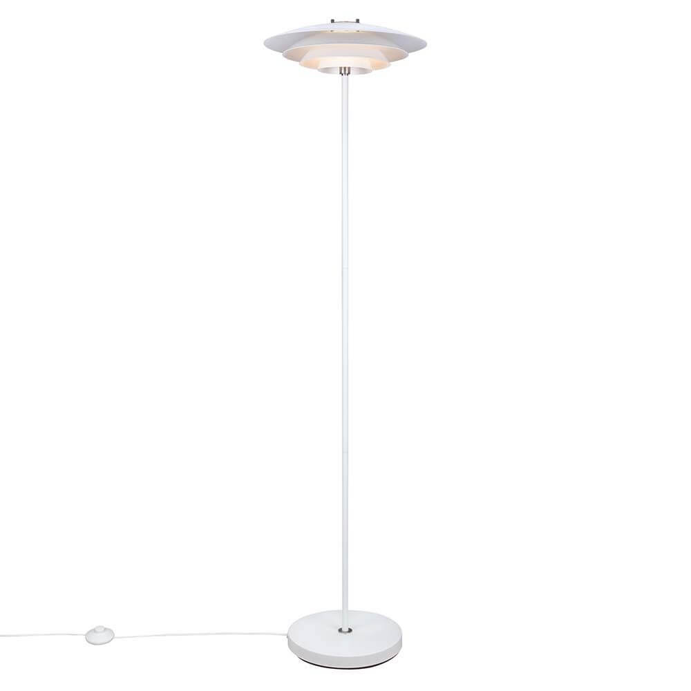 Bretagne Stehleuchte 150cm mit skandinavischem Design und blendfreiem Licht für gemütliches Ambiente.