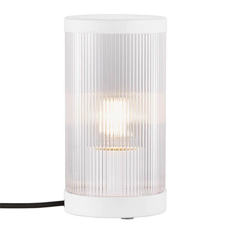 Coupar Tischleuchte in eleganter zylindrischer Form mit transparentem Schirm und modernem Design.