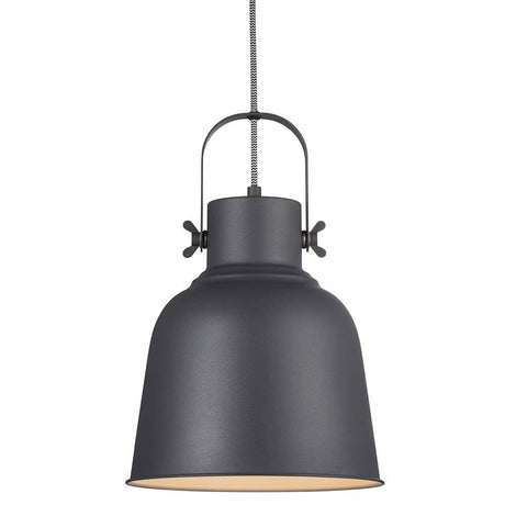 Hängeleuchte Adrian 25 Schwarz mit rustikalem, industriellen Design und gemütlicher Beleuchtung.