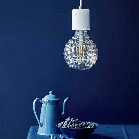 Pendant lamp Siv made of white marble in an elegant setting with decorative light and marble socket.
