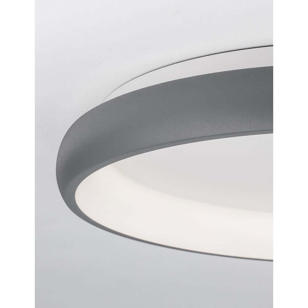 Detailansicht der Albi LED Deckenleuchte Dimmbar mit modernem Design in elegantem Schwarz.