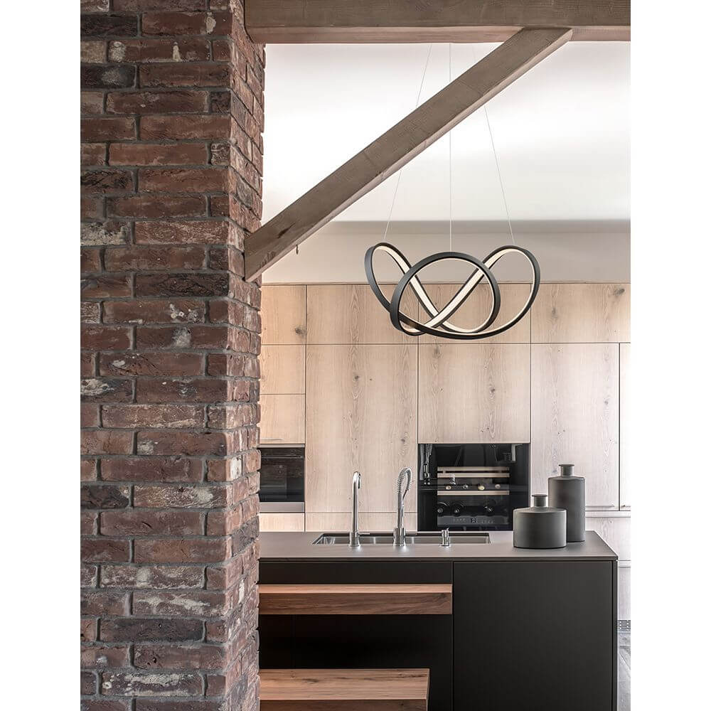 Apus LED Hängelampe Geschwungen in modernem Kücheninterieur mit minimalistischem Design.