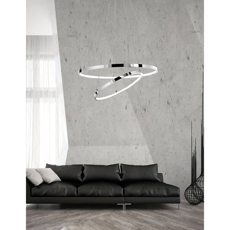 Aria LED taklampe Ø 60 cm justerbar krom i moderne stue over svart sofa