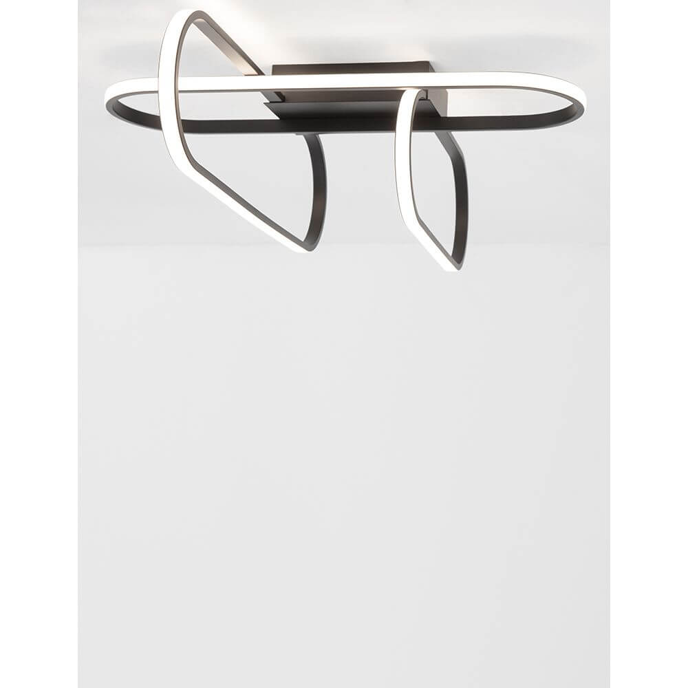 Arte LED Deckenlampe 2600 Lumen mit modernem Design und eleganten Lichtfunktionen.