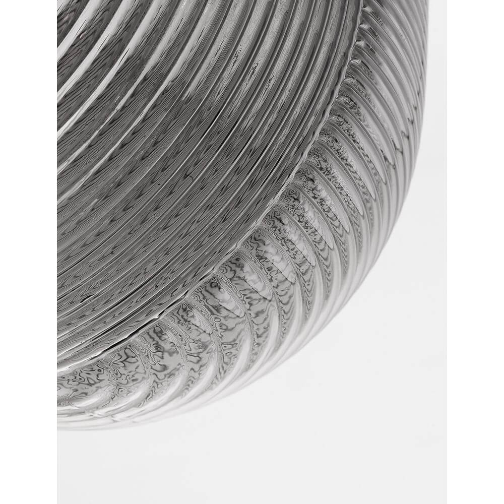 Athena Pendelleuchte aus Glas Champagnerfarbenes Glas mit spiralförmiger Struktur, Detailaufnahme der eleganten Oberfläche