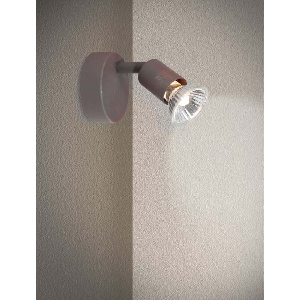 Base Wandspot: moderner Metall-Wandstrahler in satiniertem Nickel, verstellbarer Spot ideal fürs Schlafzimmer, Lichtquelle nicht enthalten
