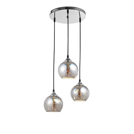 Bennett Hängelampe 3-flammig Chrom in modernem Design mit drei gläsernen Lampenschirmen.