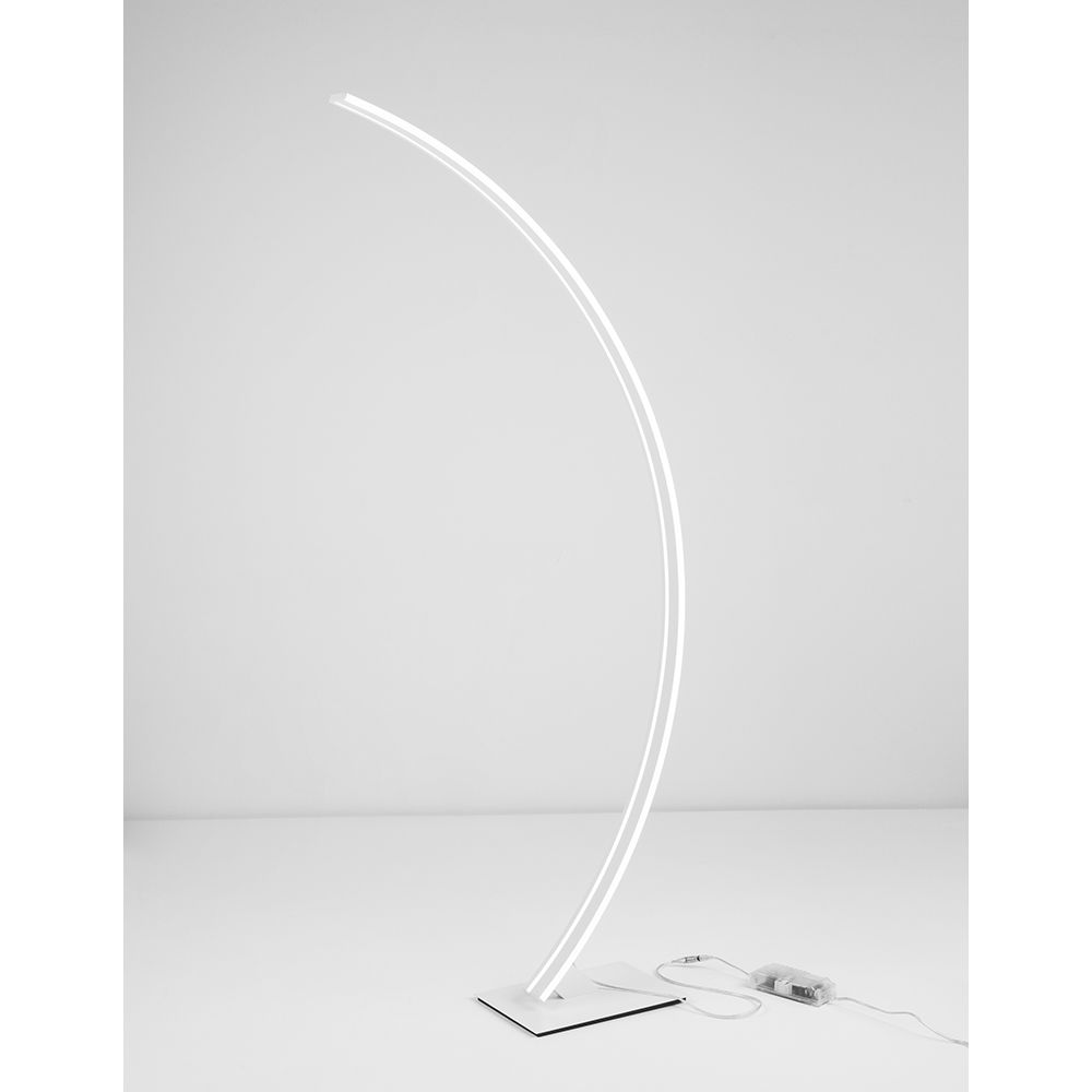 Moderne Breton LED Stehlampe in eleganter Kurvenform mit dimmbaren Leuchteinstellungen.