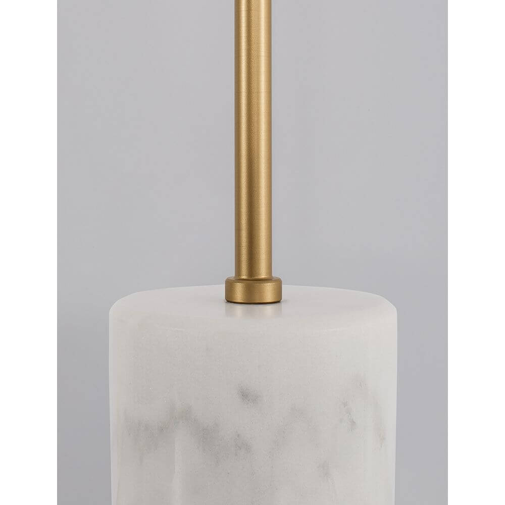 Cantona Marmor Tischlampe Messing, Weiß mit goldener Stange und weißem Marmorfundament.