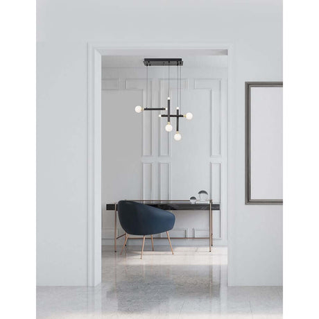 Cayo LED Hängelampe Schwarz in modernem Raum mit eleganter Einrichtung und stilvollem Design.