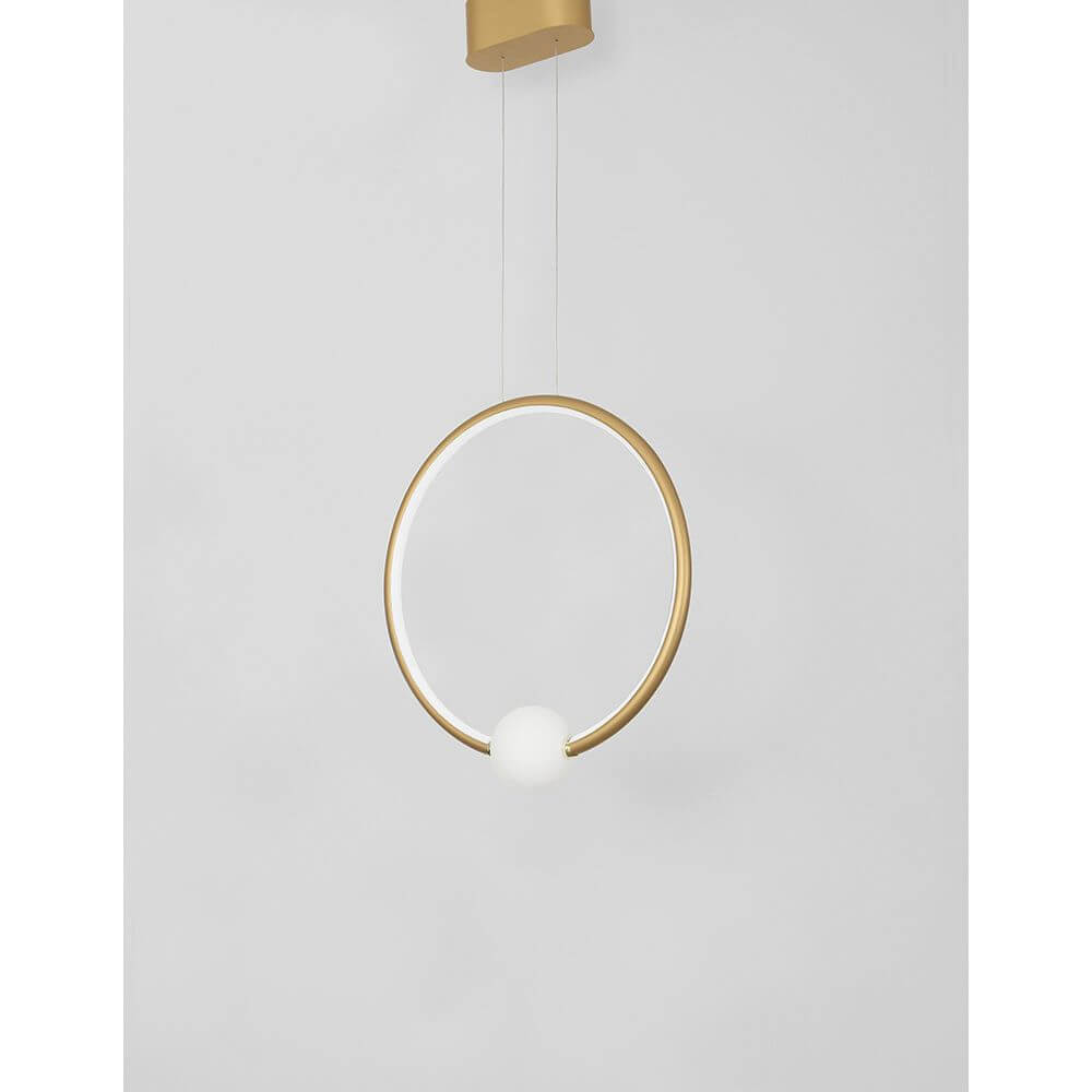Celia LED Pendelleuchte Ø 43cm in modernem Design mit goldener Farbe und Glasakzenten, ideal für Ess- oder Wohnzimmer.