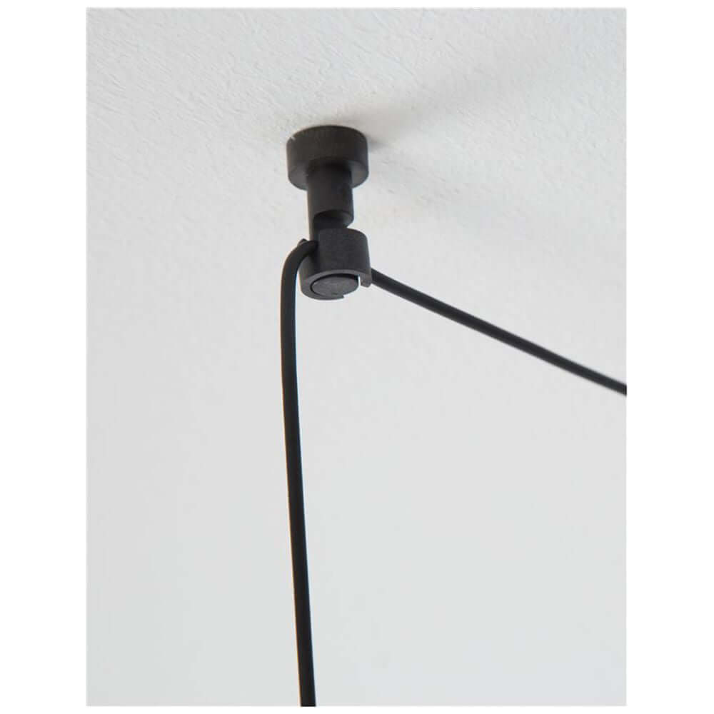 Belar Zubehör Kabel-Clip montiert an der Decke mit aufhängendem Kabel für die Wand- & Hängelampe.