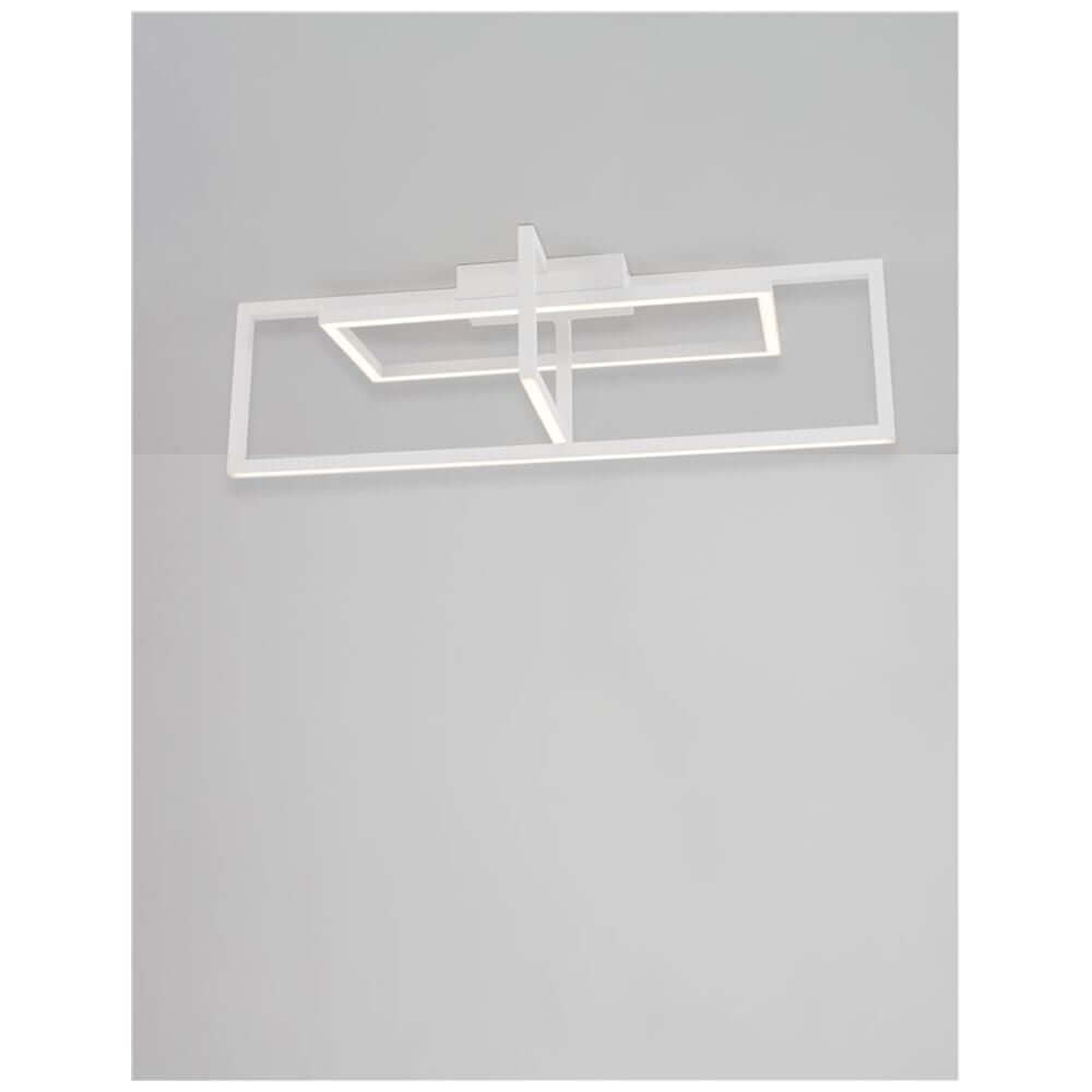Edgar LED Deckenleuchte 91cm mit modernem, minimalistischen Design und hervorragender Lichtverteilung.