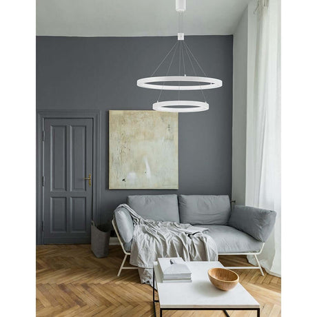 Empati LED Hængelampe Ø 60cm 2 ringe over moderne stuesofa, to hvide LED-Ringe, varmt hvidt lys