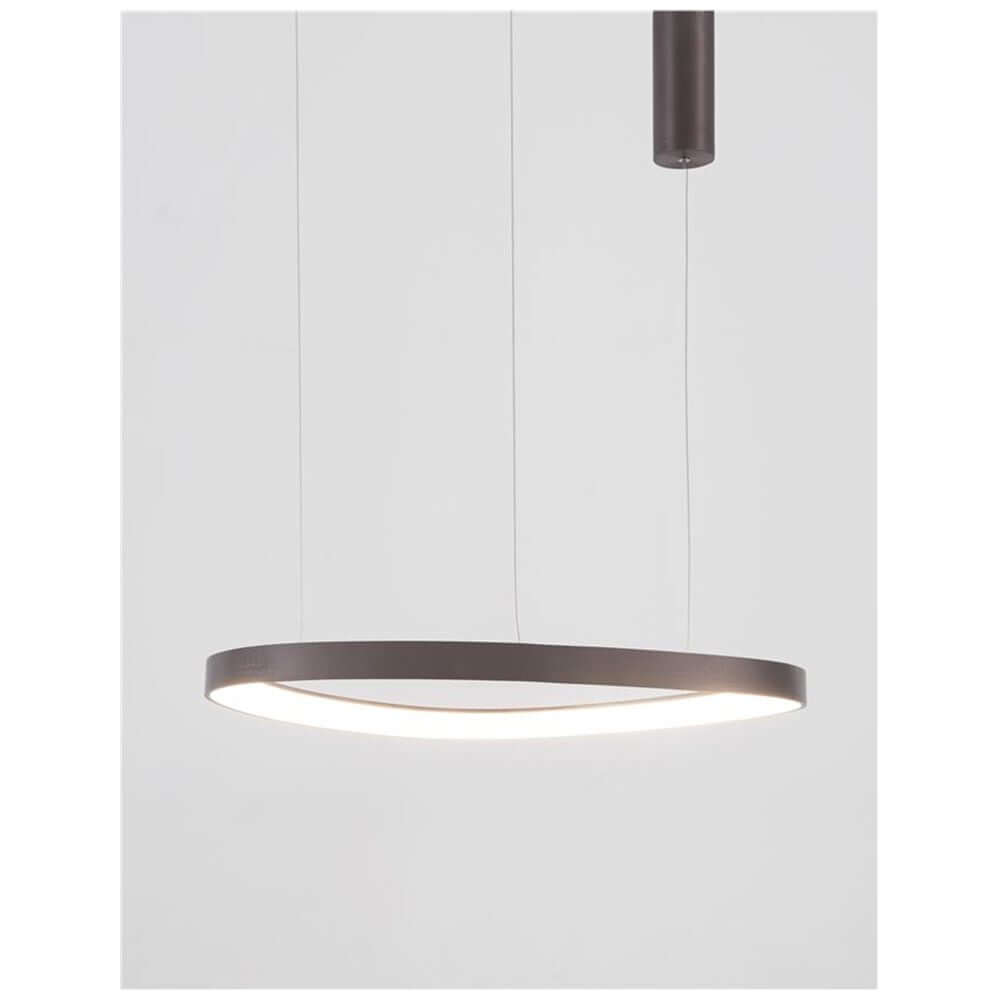 Esteva LED Hängeleuchte Ø 65cm in modernem Design, ideal für Wohnzimmer oder Esstisch, mit warmweißem Licht.