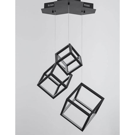 Gabbia LED Hængelampe 3 kuber med et moderne design og rustik aluminium-silikone finish i sort.