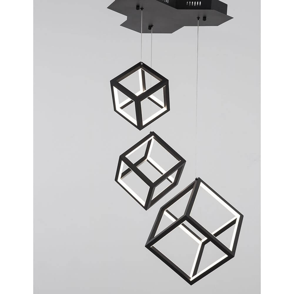 Gabbia LED Hängelampe 3 Würfel mit modernem Design aus Aluminium und Silikon in Schwarz.