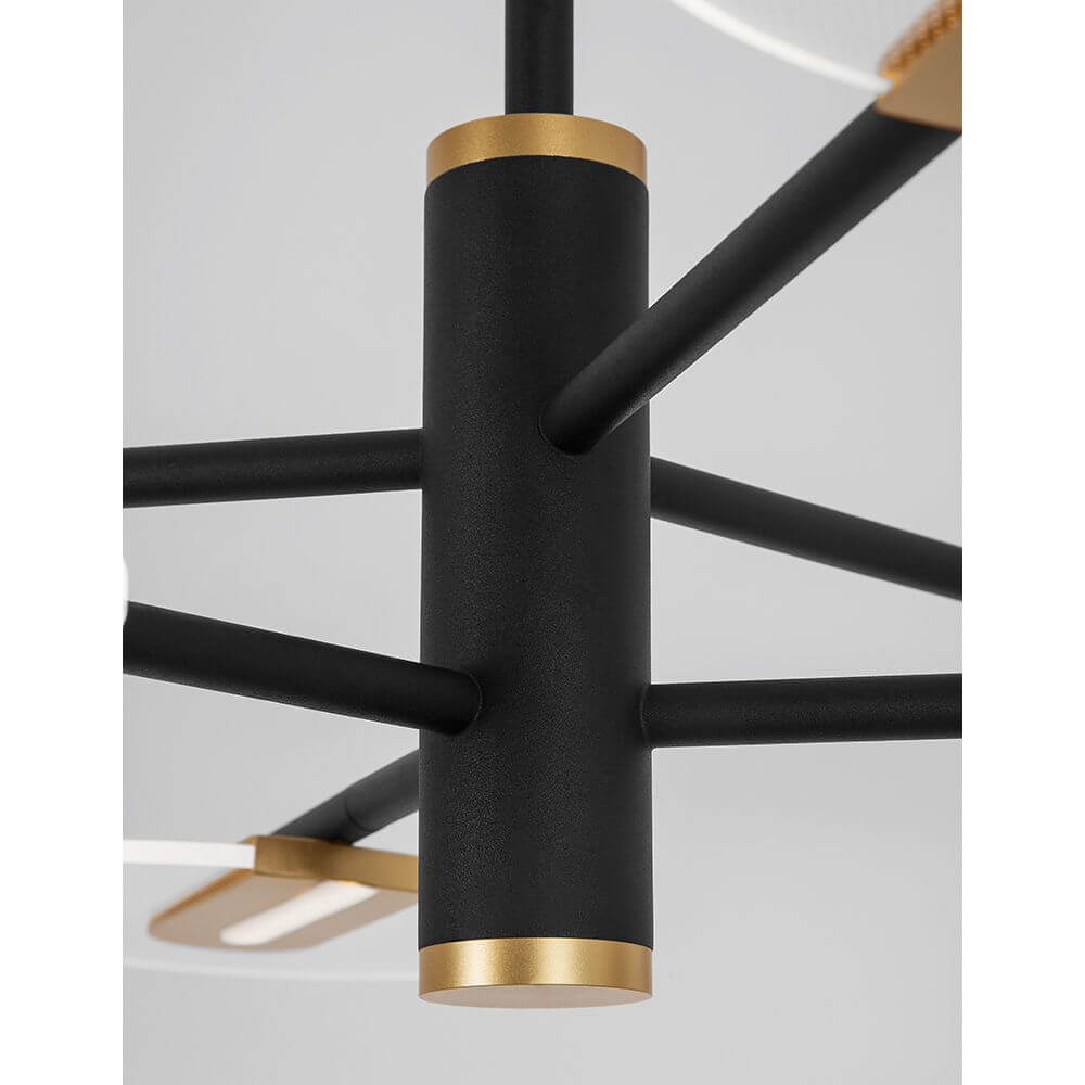 Detailansicht der Genti LED Hängelampe Schwarz, Gold mit schwarzem und goldenem Design.