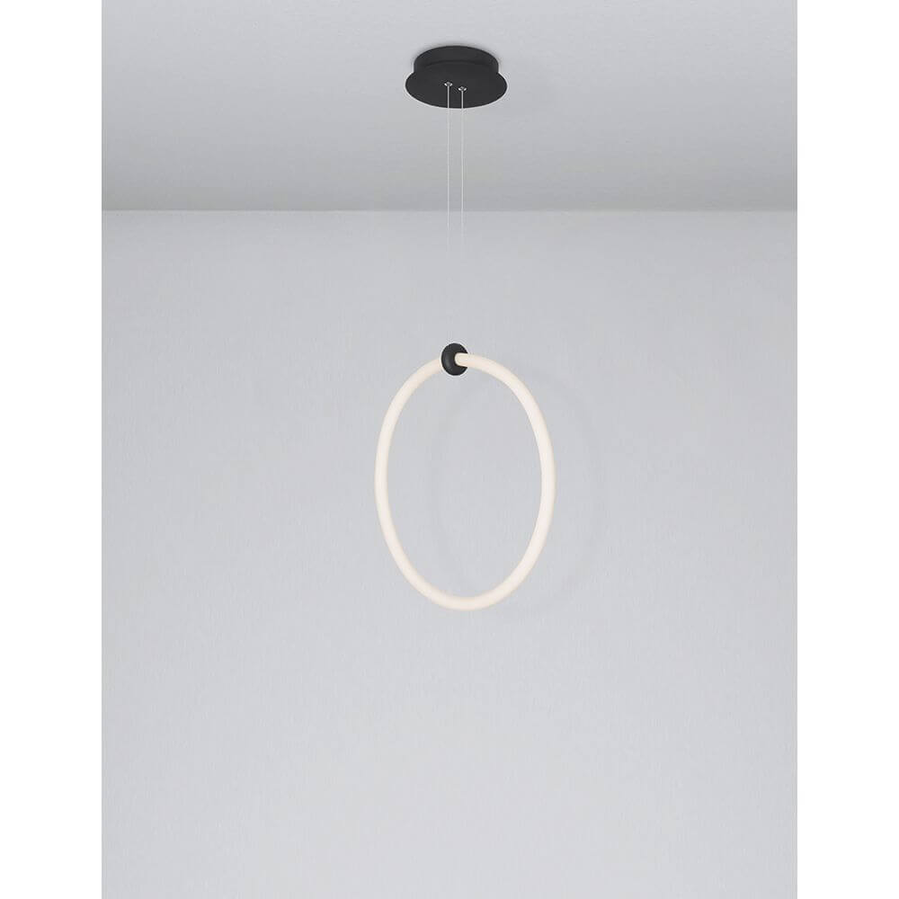 Girdino LED Acryl-Hängeleuchte Weiß in minimalistischem Design, perfekt für Esszimmer und Wohnzimmer.