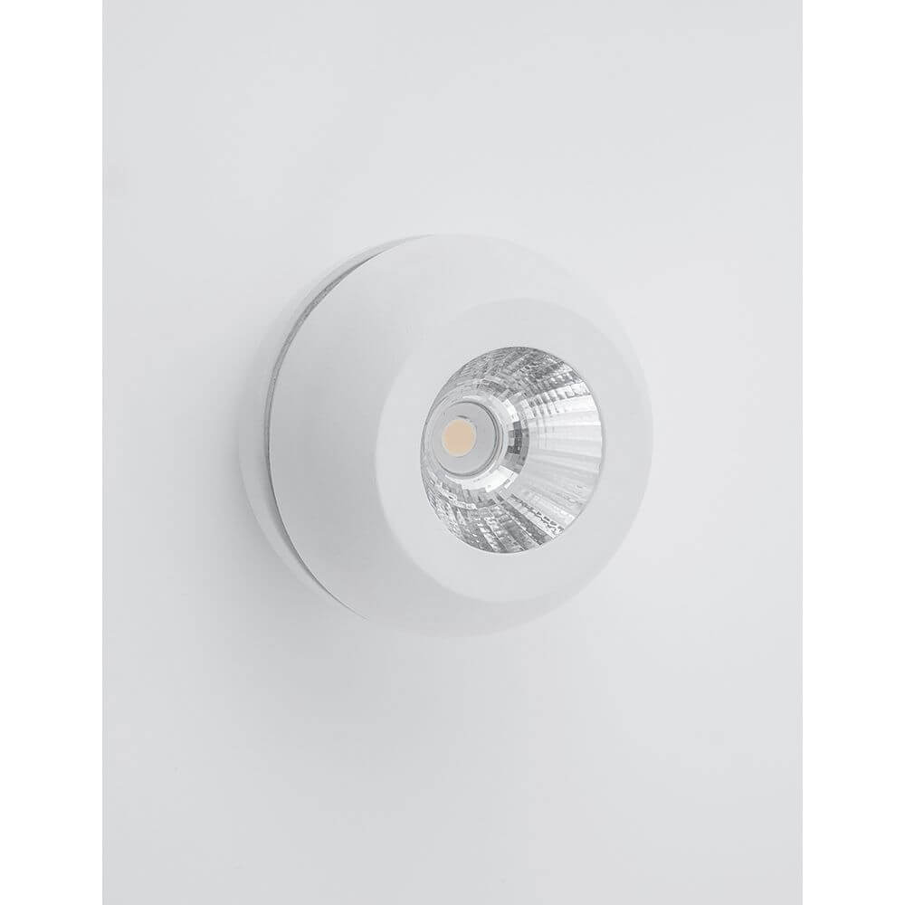 Gon LED Spot Ø 11cm Verstellbar in modernem Design, ideal für gezielte Beleuchtung in Wohnräumen.