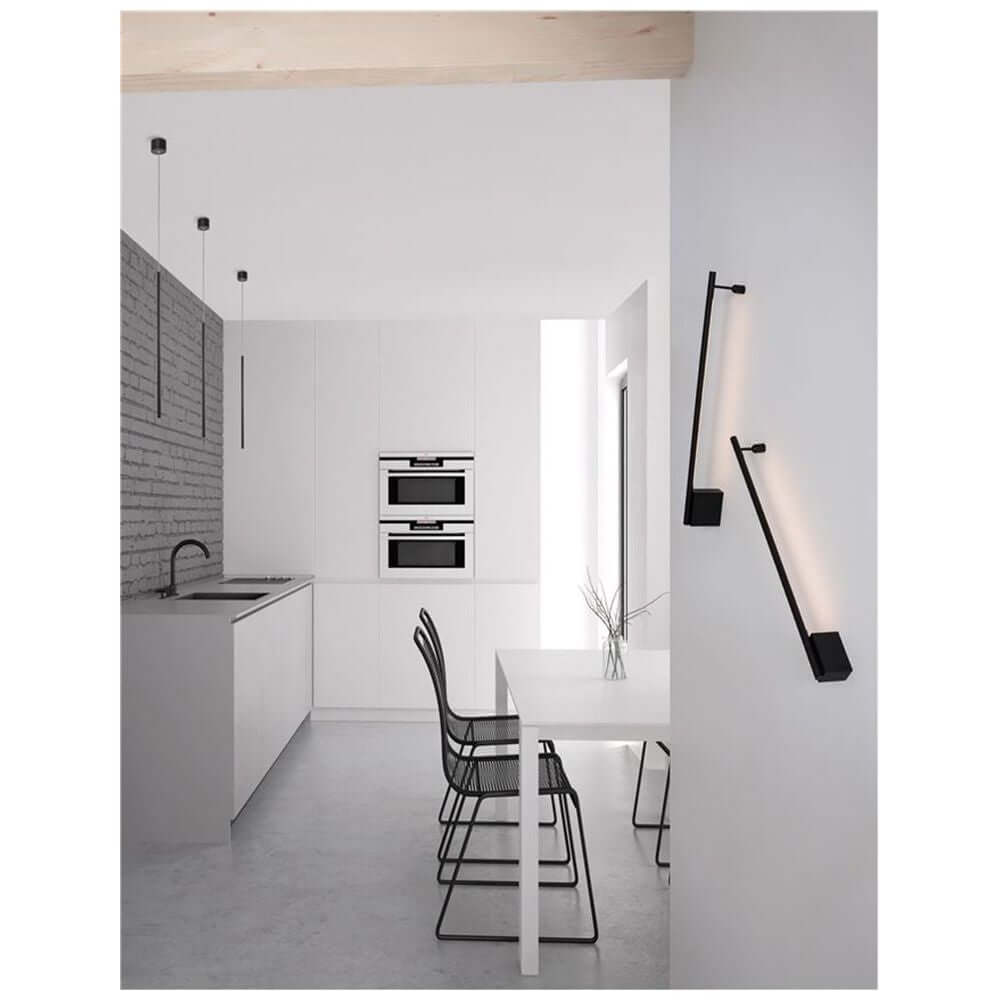 Moderne Gropius LED Wandleuchte 366lm in stilvollem Küchen- und Essbereich, minimalistisch und elegant.