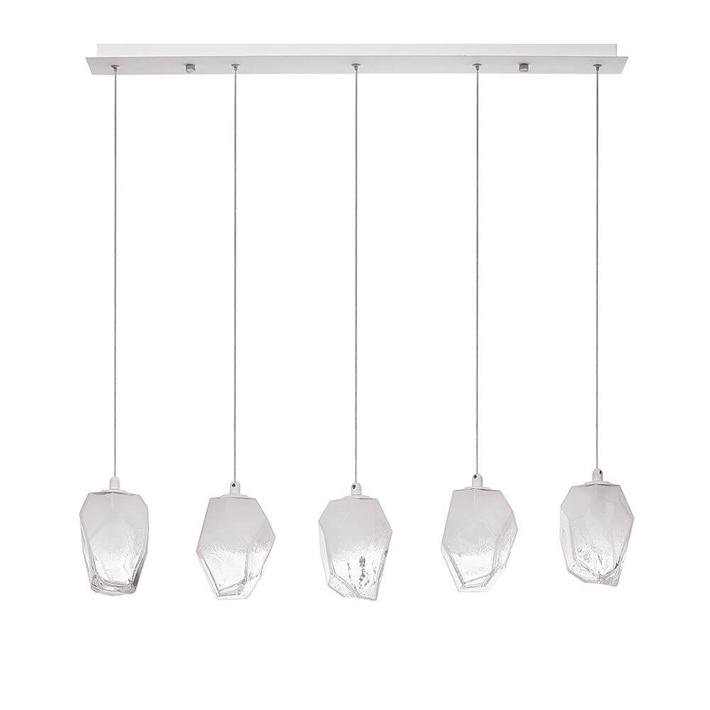 Ice Glas-Pendelleuchte 5-flg. Verlaufend in modernem Design mit klaren Glaskörpern und weißer Deckenhalterung.
