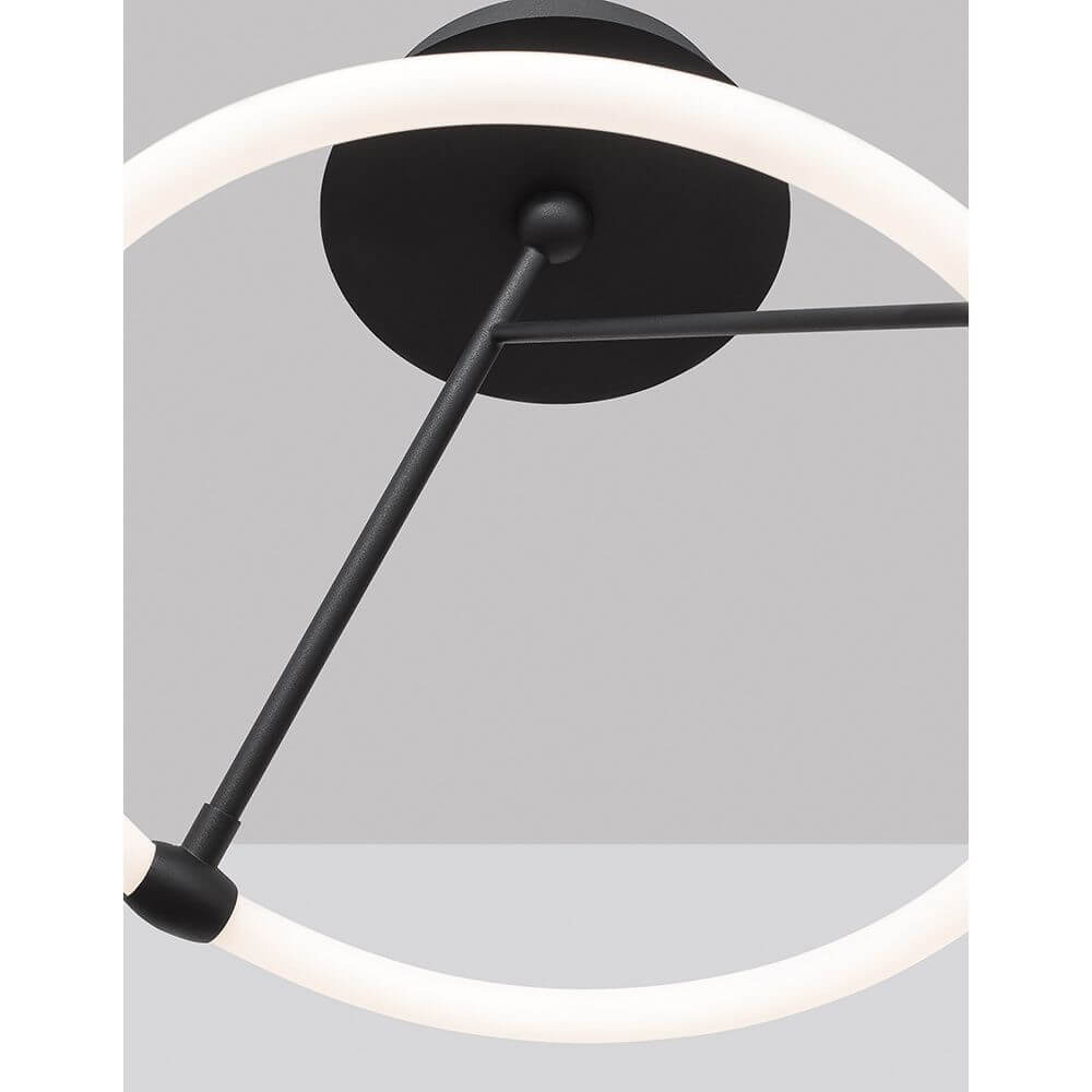 Janus LED Deckenlampe Ø 38cm Sandig-Schwarz mit minimalistischem Design und warmweißem Licht.