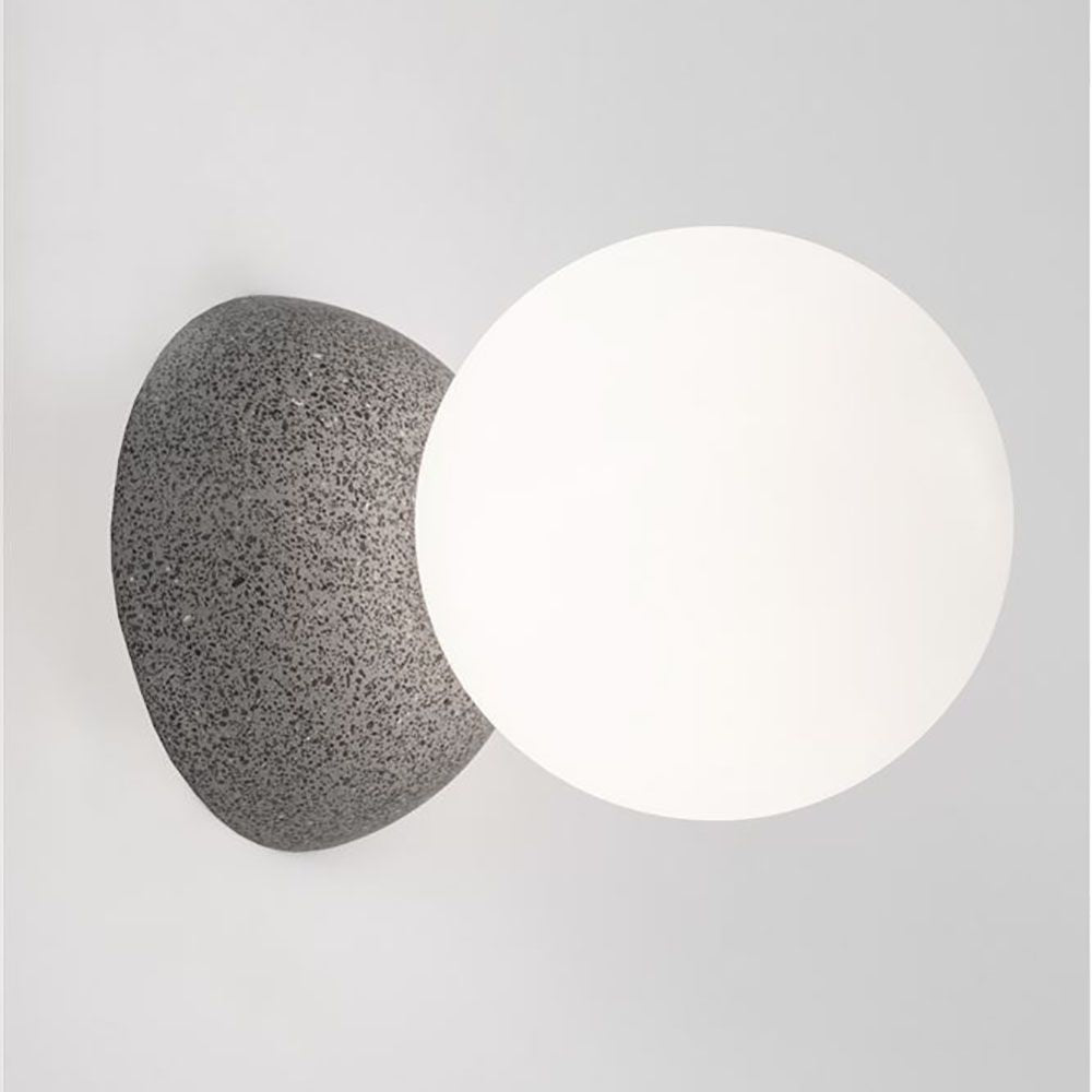 Zero Wandleuchte Rund von Nova Luce, moderne Beton- und Opalglasleuchte für stilvolle Beleuchtung.