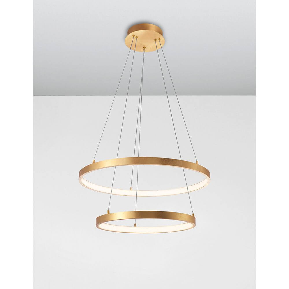 Leon LED Hängeleuchte Ø 60cm Gold - elegante Pendelleuchte mit zwei goldenen Ringen und gleichmäßiger Lichtverteilung.