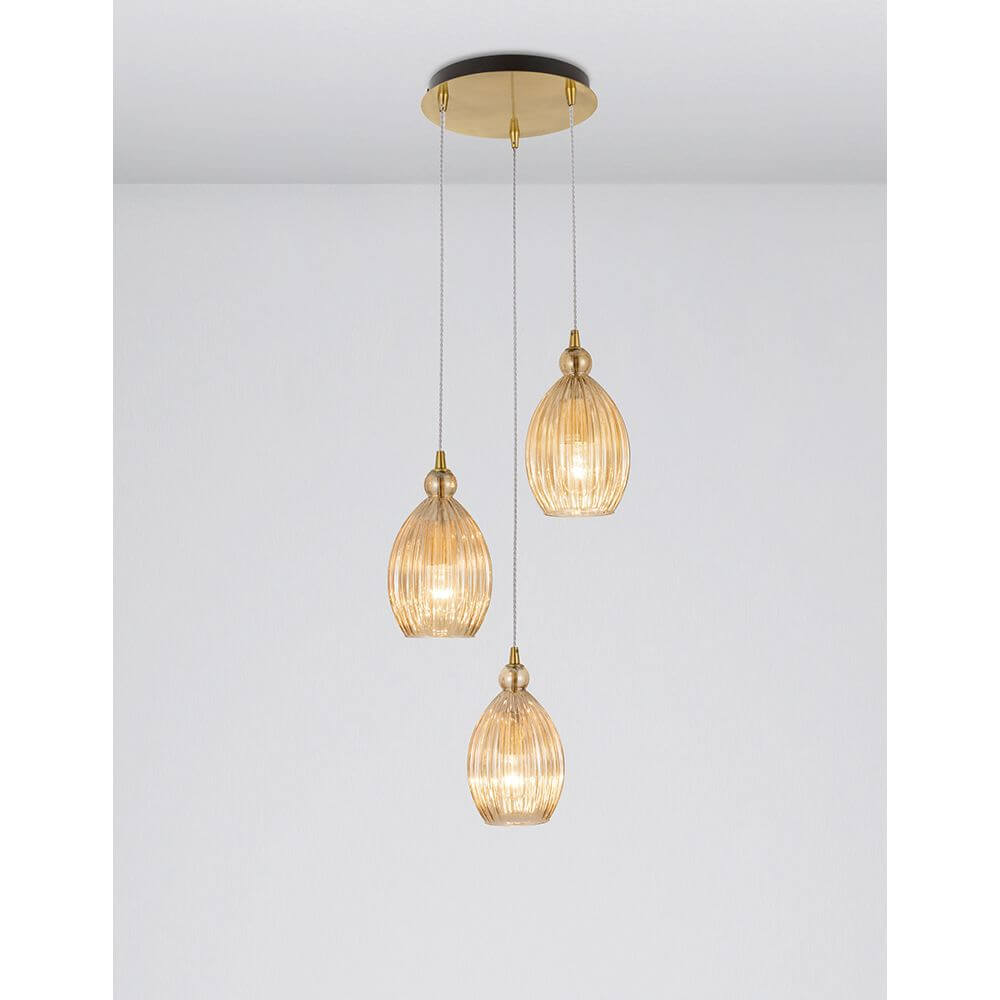 Nova Luce Lingua Hängelampe 3-flammig Glas Champagner mit elegantem Design und goldfarbenen Details.