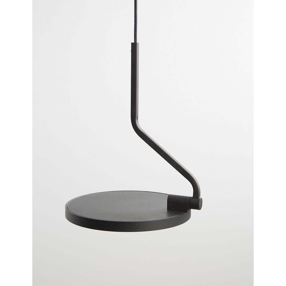 Luccelo LED Wand- & Hängeleuchte Schwarz mit modernem Design und eleganter schwarzer Oberfläche.