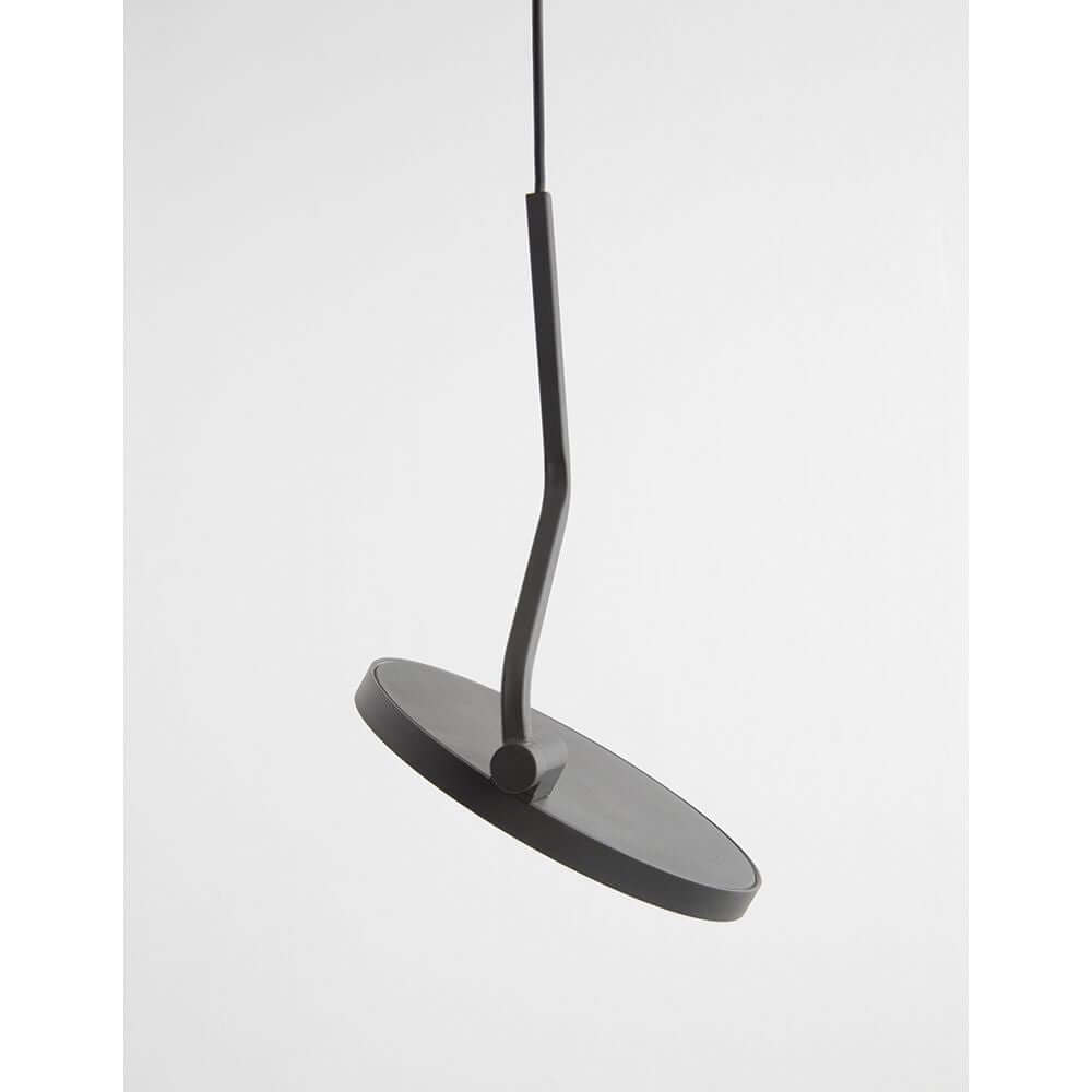 Luccelo LED Wand- & Hängeleuchte Schwarz, moderne und elegante Deckenleuchte in Schwarz mit minimalistischen Design.