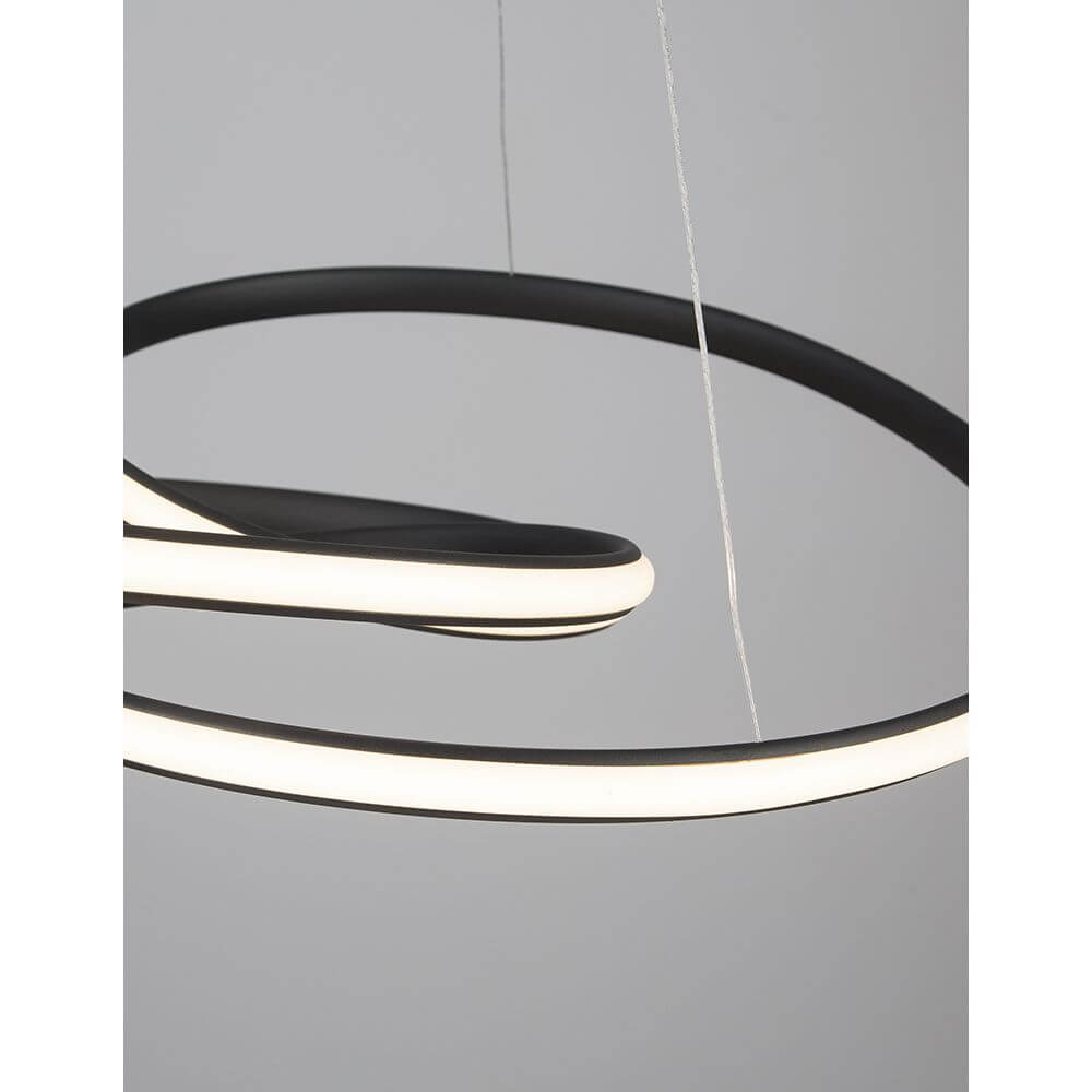 Menton LED Hängeleuchte mit modernem Design, minimalistischem Aluminium und Acryl, ideal für Wohnzimmer und Esstisch.