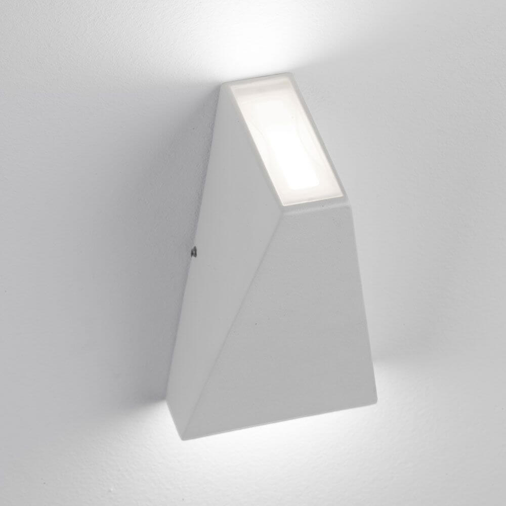 Miley Mini LED-Wandleuchte up&down IP54 in modernem Design, ideal für Balkon und Eingangsbereiche.
