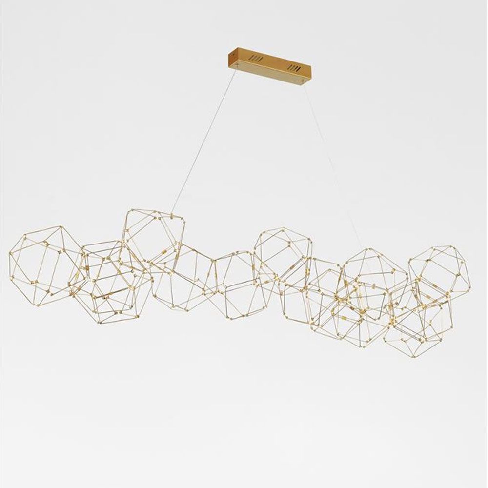 Moderne Nebula LED Pendellampe in Goldfarbe mit geometrischem Design und warmweißem Licht.