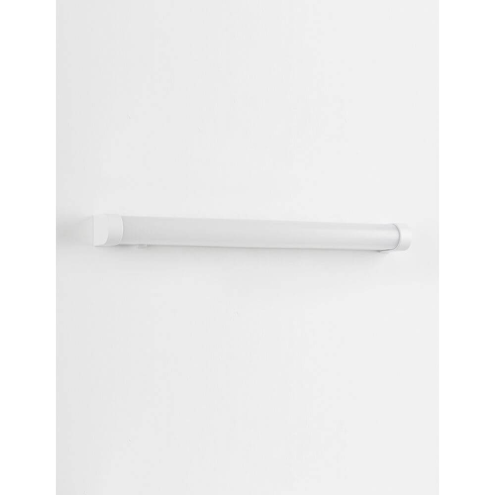 Noor LED Bad-Wandlampe, Acryl in modernem Design, ideal für Badezimmer, IP44-zertifiziert.