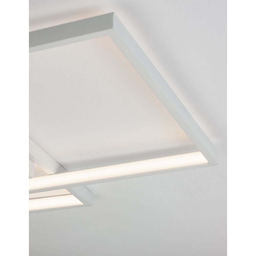 Porto LED Deckenlampe 45cm Weiß - modernes Design mit integrierter LED-Beleuchtung.