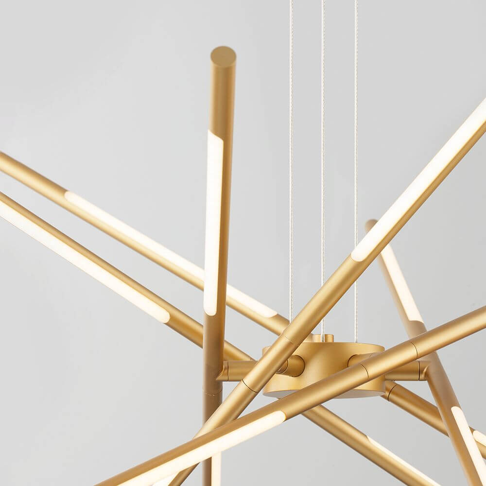 Raccio LED Hängeleuchte in elegantem Messing Gold mit drehbaren Armen und integrierten LED-Elementen.