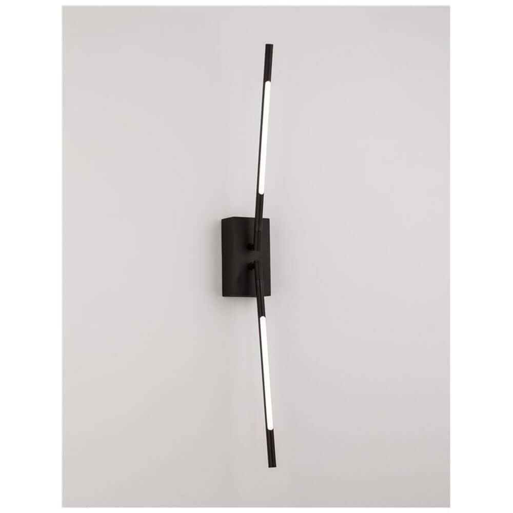 Raccio LED Wandlampe Metall Verstellbar mit modernem Design und nachhaltigen Materialien.